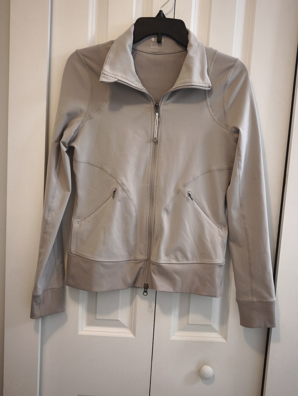 Zella Light Gray Women's Zip-Front Jacket